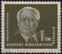 1952-53 - Allemagne DDR 69/72A - Série courant - Président Pieck