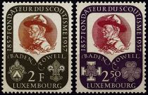 1957 - Luxembourg 526/527 - Cinquantenaire du scoutisme et centenaire de la naissance de son fondateur, lord Baden-Powell