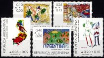 1986 - Argentine 1542-1546 - Dessins d\'enfants